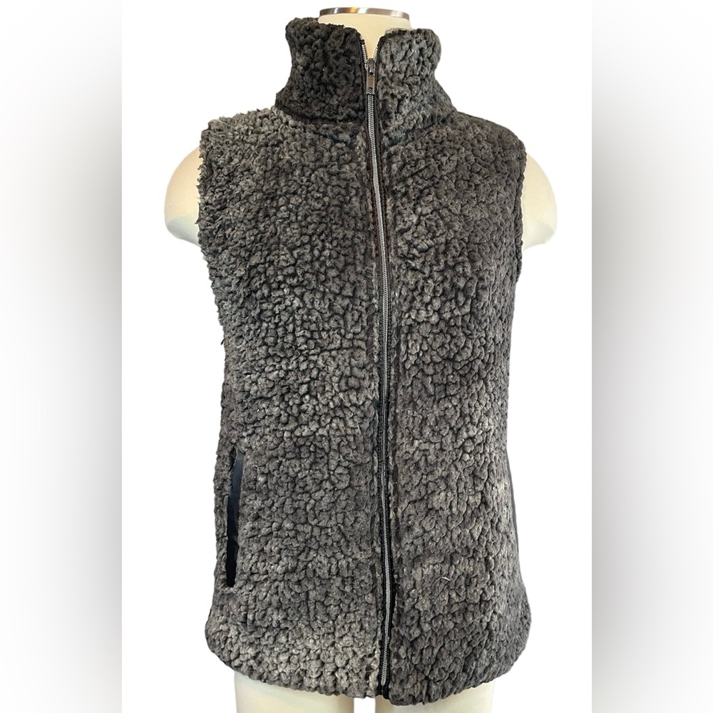 Katydid Women’s Sleeveless Fleece Full Zip Vest Sz Small Cozy Furry Sherpa Grey